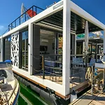 بوتيل The Homeboat Company 3*