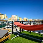 The Homeboat Company 3*