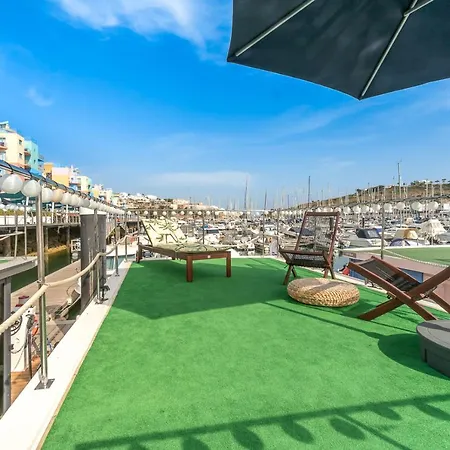 The Homeboat Company Hotel en barco Albufeira