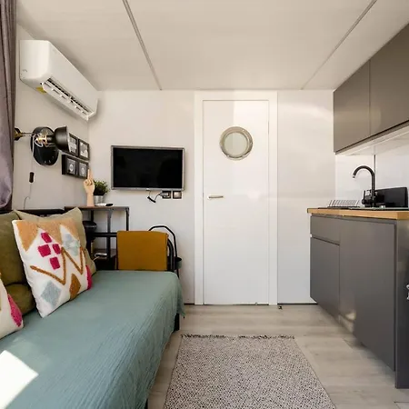 The Homeboat Company Hotel en barco 3*