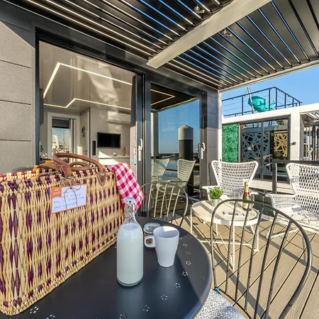 The Homeboat Company Hotel en barco Albufeira