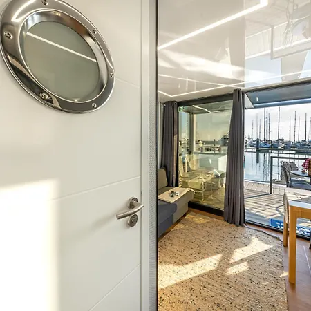 The Homeboat Company