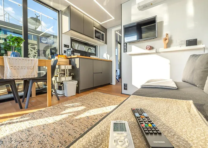 The Homeboat Company Albufeira